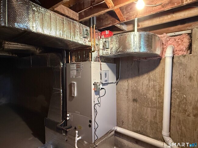 Building Photo - 3 Pam Bar Rd