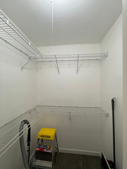 Walk-in closet - 4201 Cathedral Ave NW