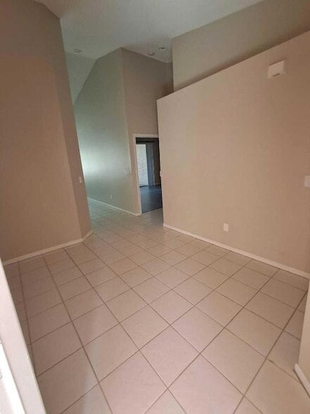 Building Photo - 223 E Coral Trace Cir