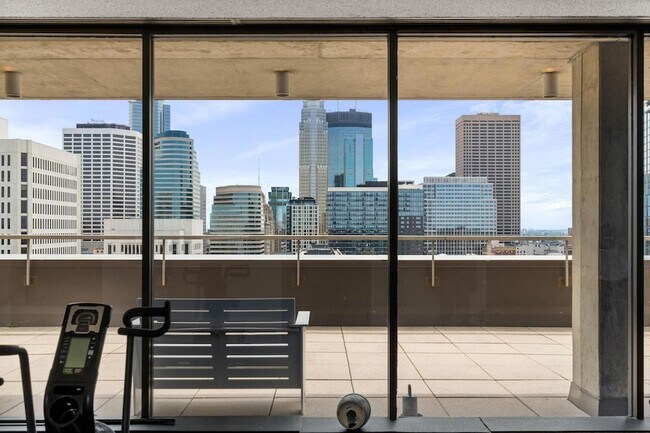 Building Photo - 19 S 1st St