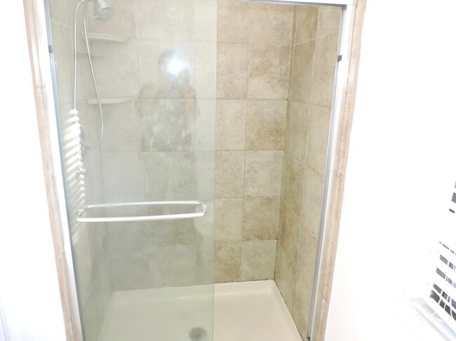 Building Photo - 245 Carlisle Ave