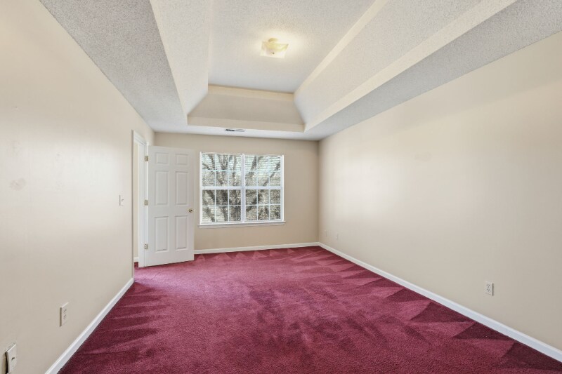 Building Photo - 589 Wren Walk