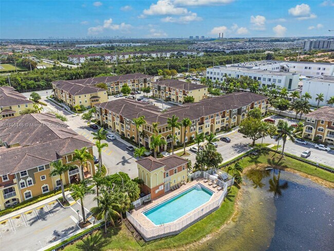 Building Photo - 8800 NW 107 Ct