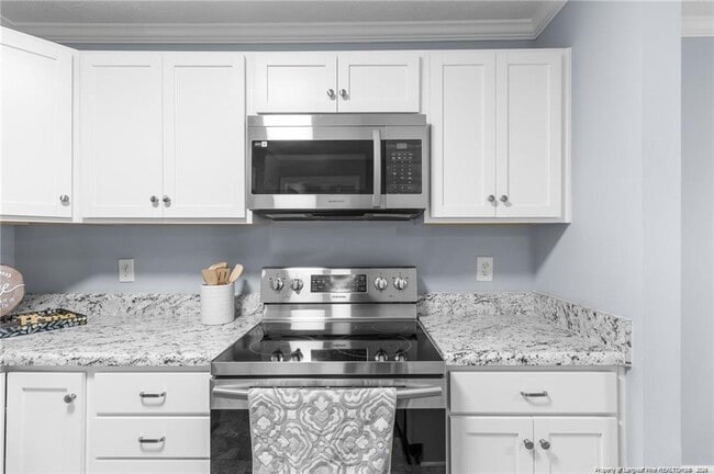 Building Photo - 3340 Harbour Pointe Pl