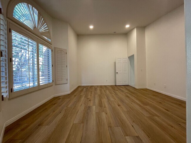 Building Photo - 1780 Blackbird Cir