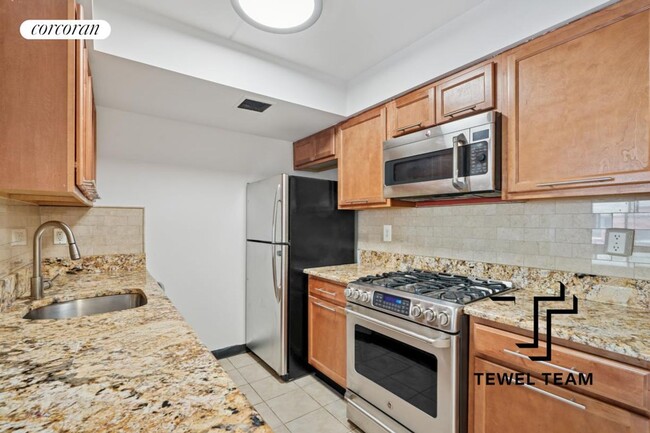 Building Photo - 342 E 119th St