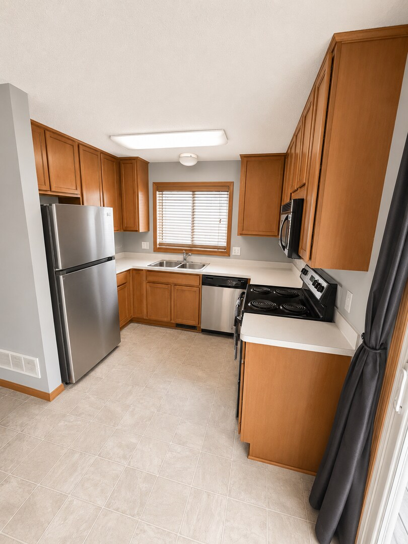 Building Photo - 7384 147 Ln NW