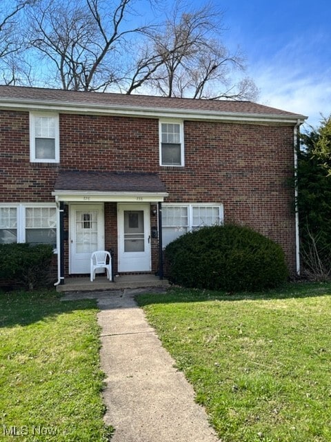 Primary Photo - 738 West St