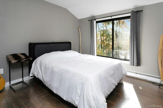 Building Photo - 16 Old Wagon Rd