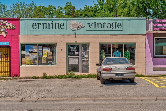 Building Photo - 507 Franklin Blvd