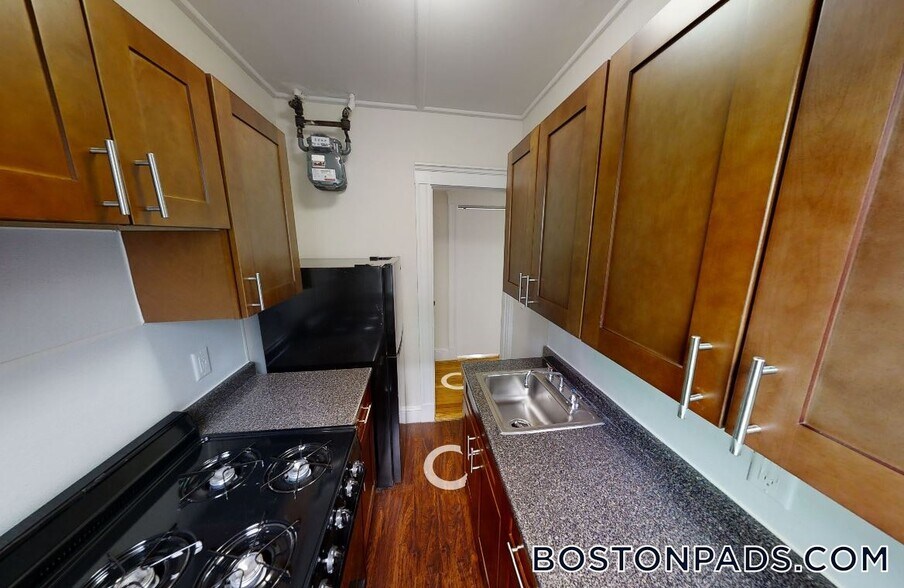 Building Photo - 1179 Boylston St