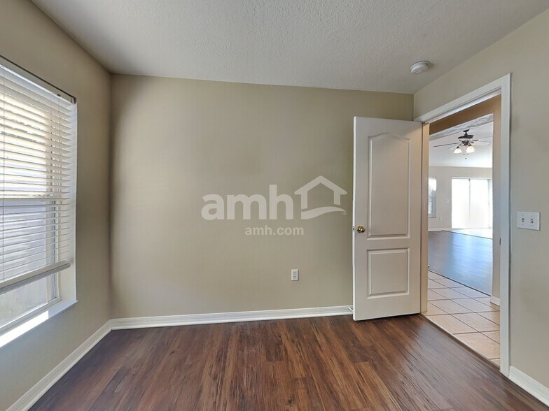 Building Photo - 7461 Hunters Greene Cir