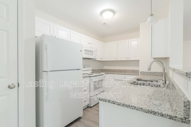 Building Photo - 1922 Salem Bluff Dr