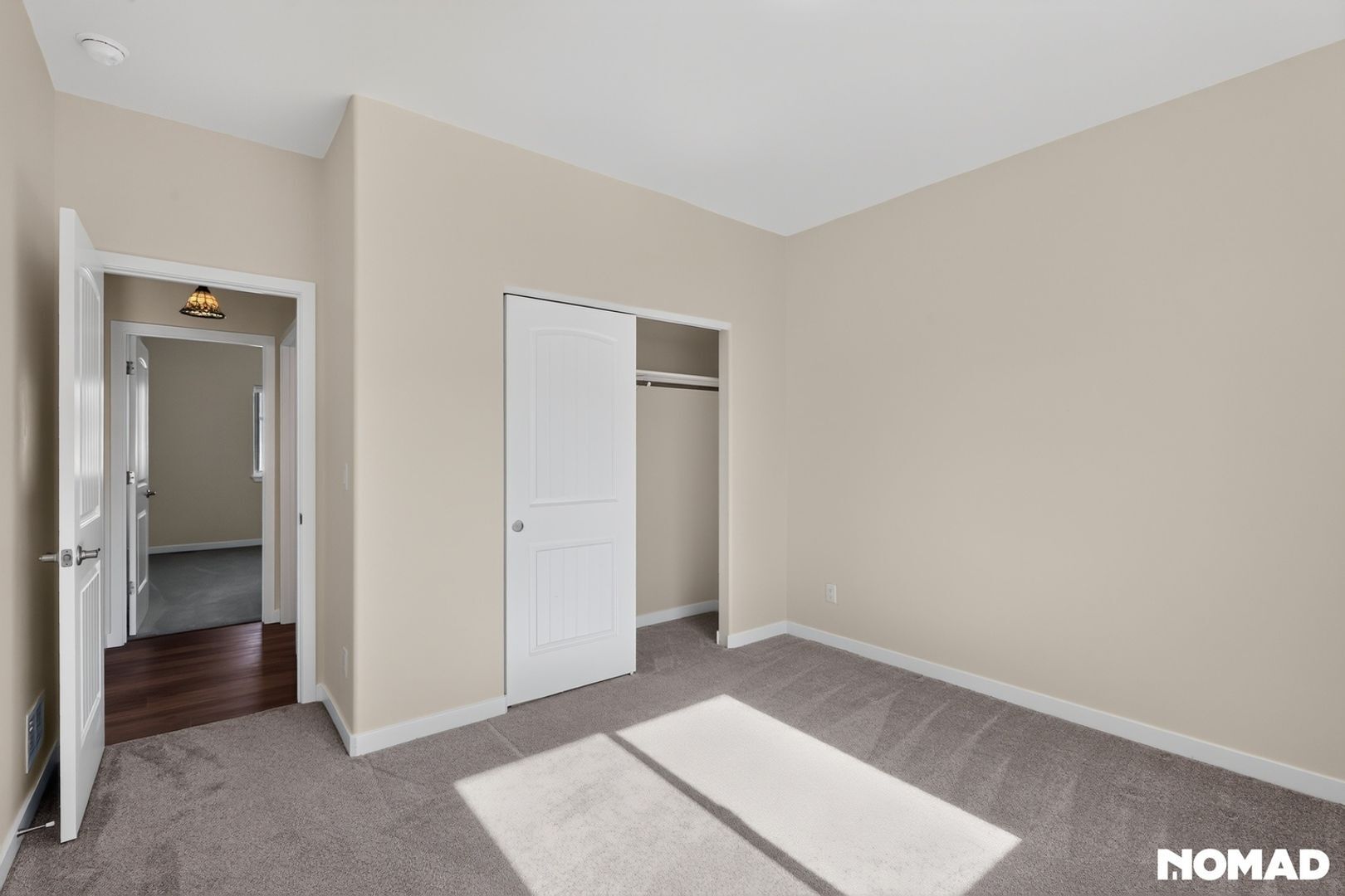 Building Photo - 910 Pilot Knob Ave
