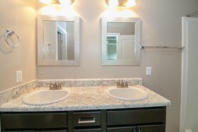 Building Photo - 151 Ambridge St