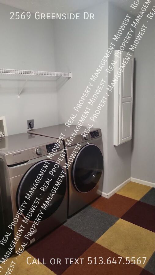 Building Photo - 2569 Greenside Dr