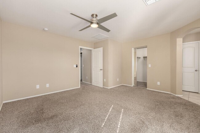 Building Photo - 7742 W Palm Ln