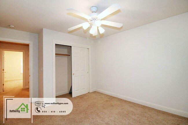 Building Photo - 3377 Heritagetown Dr