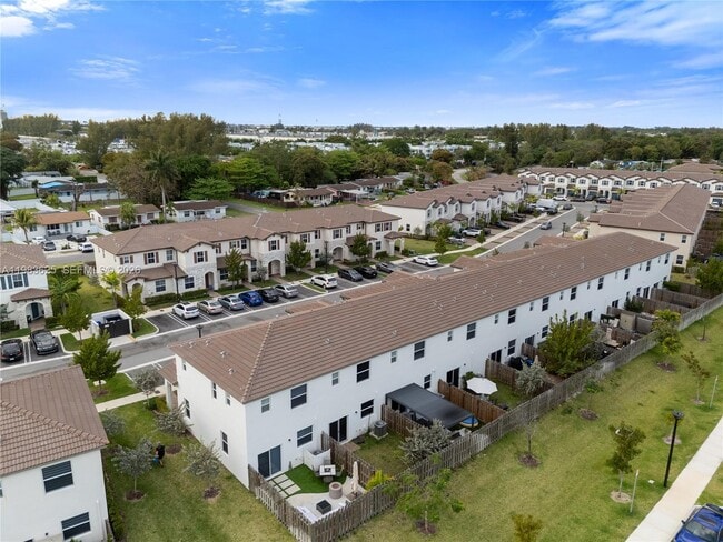 Building Photo - 12258 NW 24th Pl