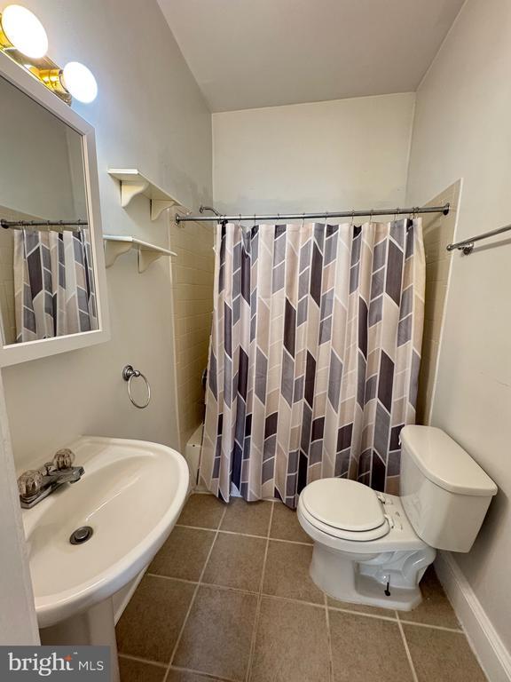 Building Photo - 15 Seaton Pl NW