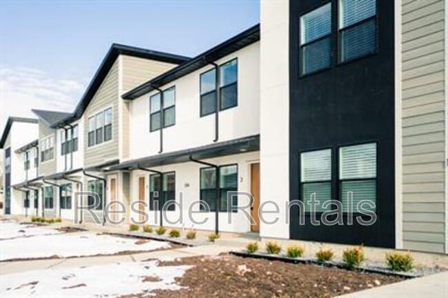 Building Photo - 254 Spring Creek Pky