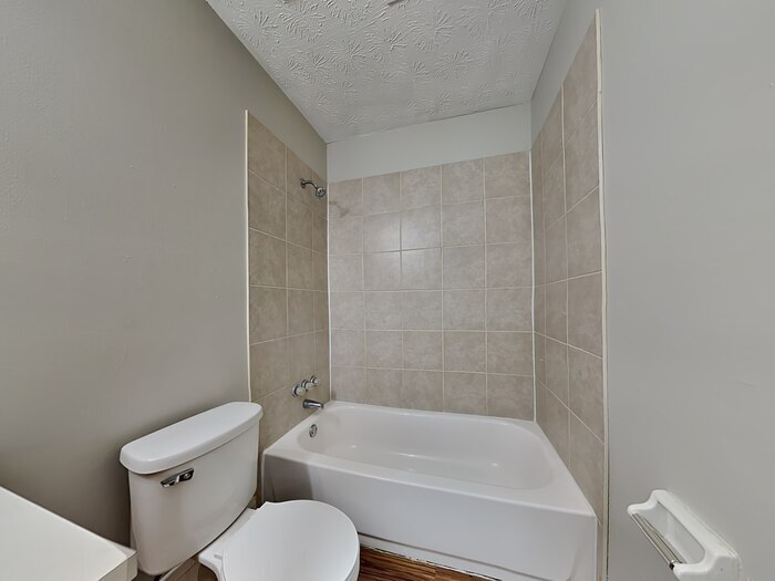 Building Photo - 8349 Pembrook Ct