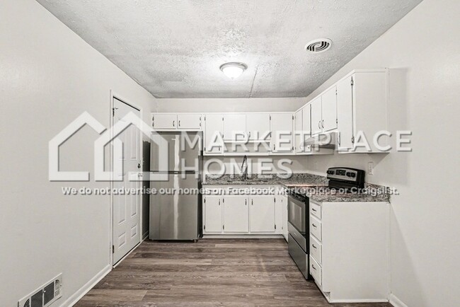 Building Photo - 10091 Silent Trail