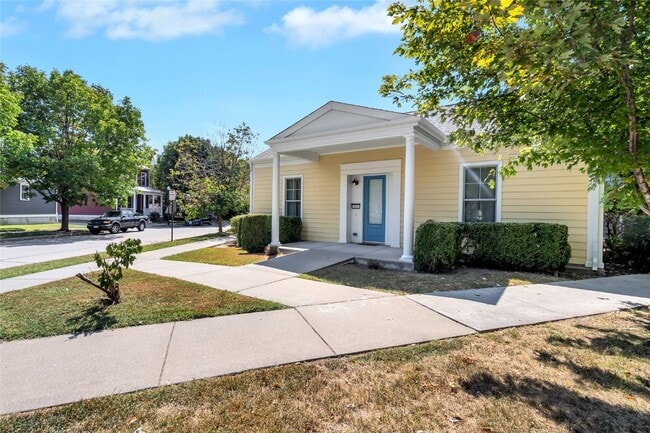 Building Photo - 3541 Hempstead St