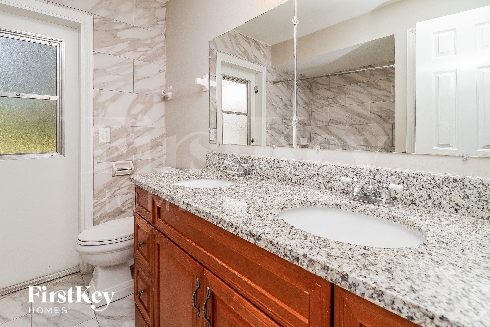 Building Photo - 1013 Taproot Dr