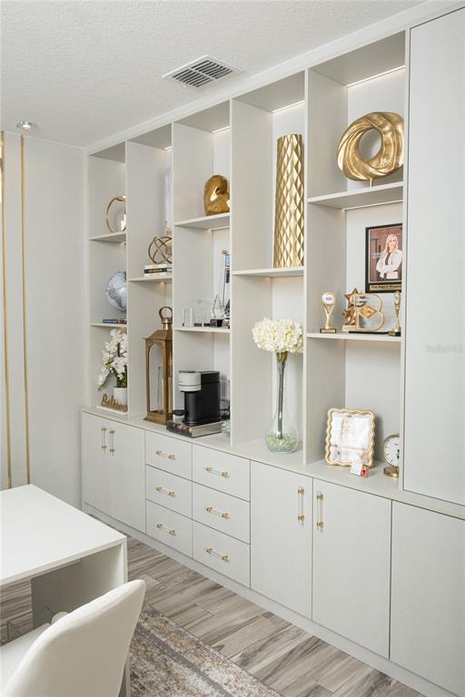 Building Photo - 6160 Hamlin Reserve Blvd