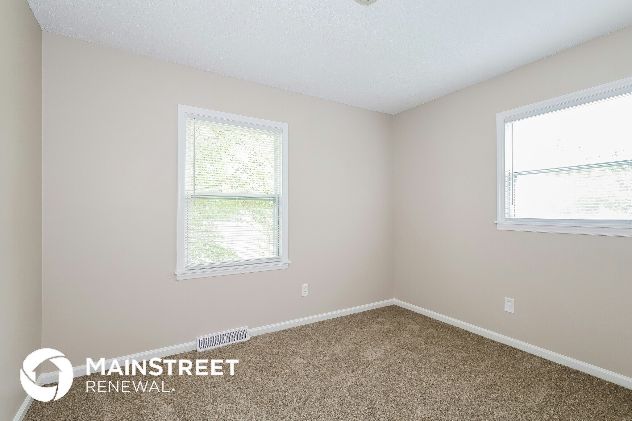 Building Photo - 3015 Daisy Ct