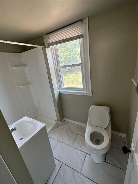 Building Photo - 1608 Potter Pl