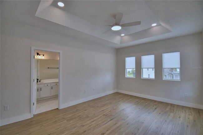 Building Photo - 2673 Calistoga Ave