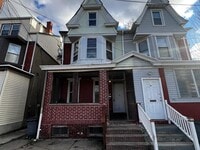 Building Photo - 943 E State St