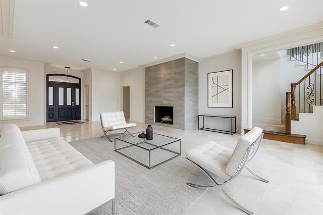 Building Photo - 5738 Deseret Trail