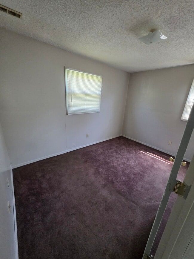 Building Photo - 3921 Burdette St