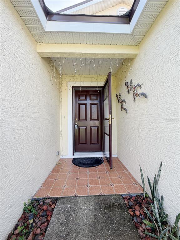 Building Photo - 6825 SW 64th Terrace