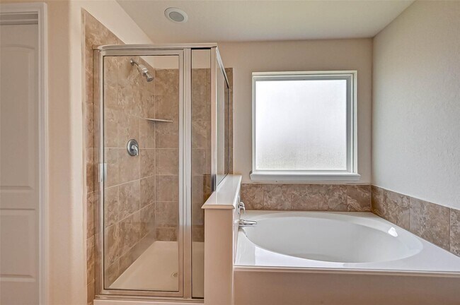 Building Photo - 3306 Coopers Ridge Way