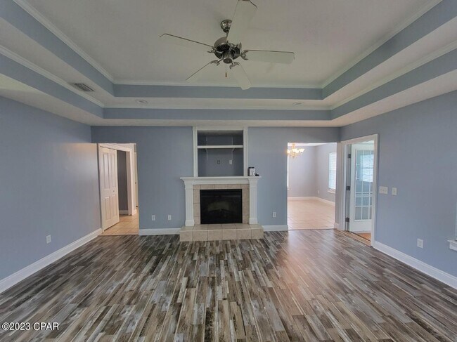 Building Photo - 4806 McCall Ln