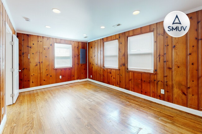 Building Photo - 8508 Chestnut Oak Rd