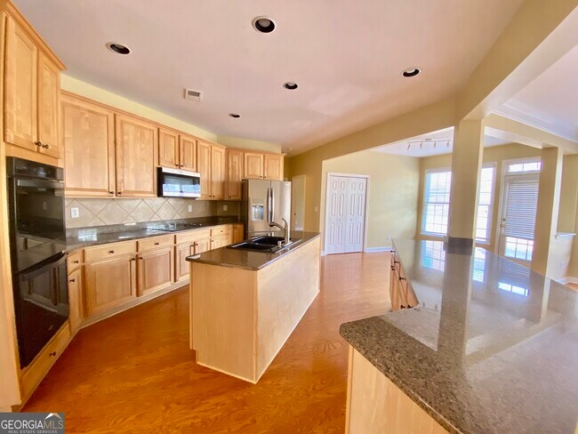 Building Photo - 1606 Cascade Overlook