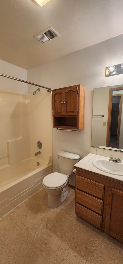 Building Photo - Spacious 3-Bedroom Home on a Quiet Cul-de-Sac in McKinleyville