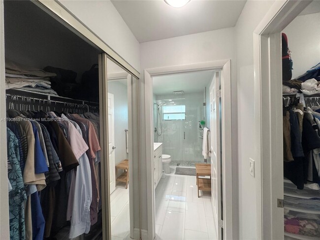 Building Photo - 5226 Brian Blvd