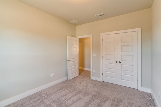 Building Photo - 9824 Eloquence Dr