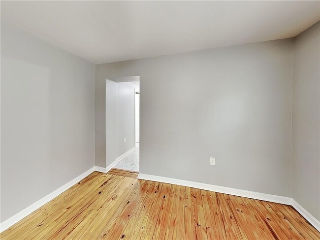 Building Photo - 1770 Springview Rd NW