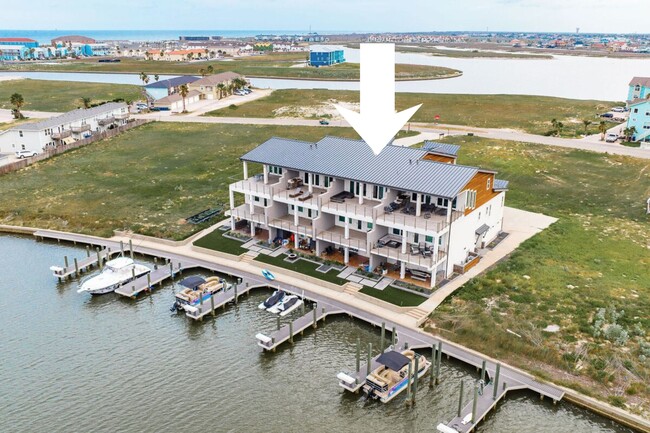 Building Photo - 14836 Granada Dr