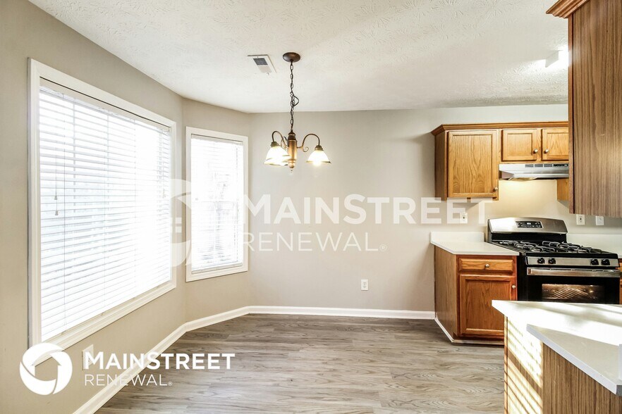 Building Photo - 120 Eagle's Crest Ln