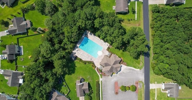 Building Photo - 303 Elk Ct