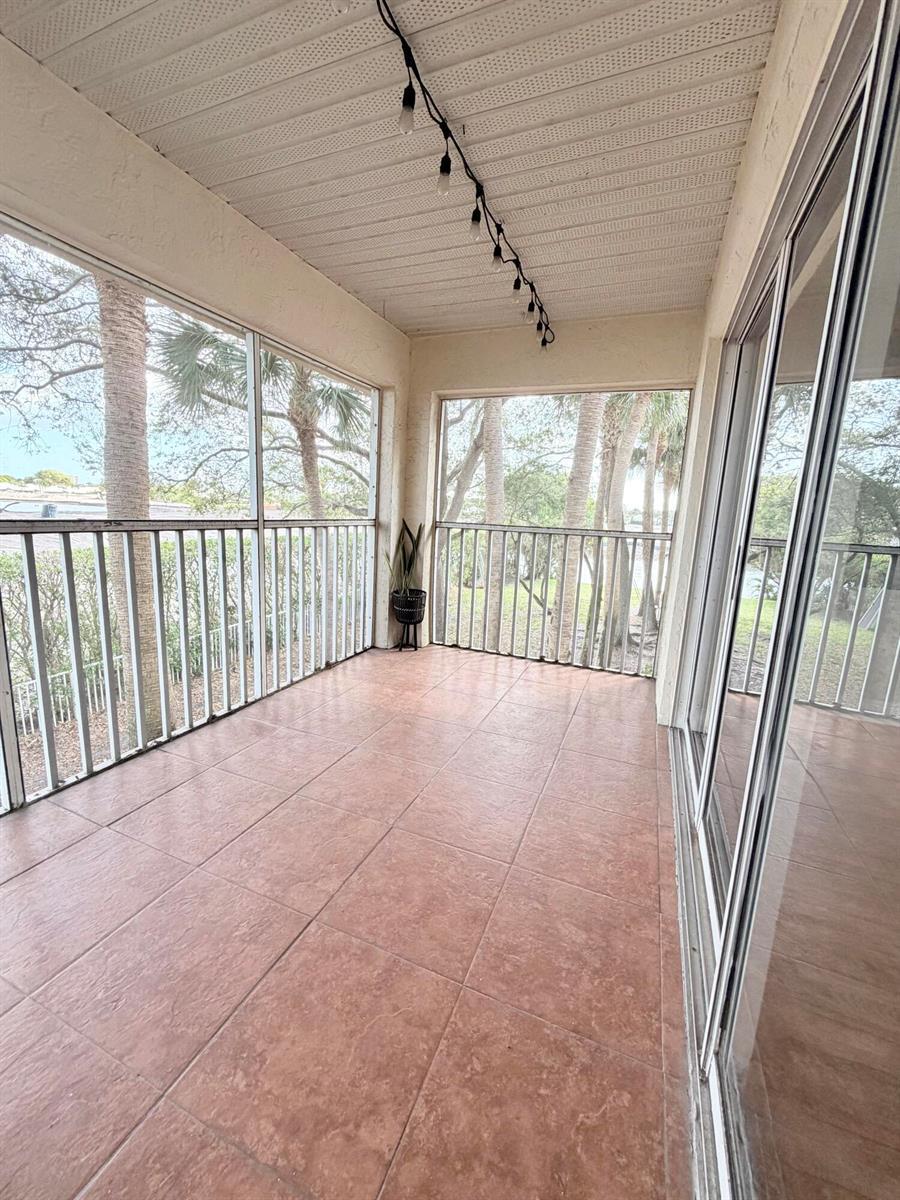 Building Photo - 13206 Glenmoor Dr