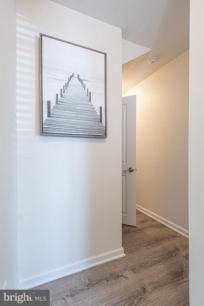 Building Photo - 148 Captains Quarters Rd